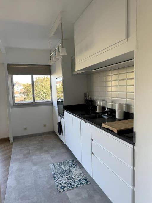 Appartement Neuf Avec Balcon Et Parking Prive Caen Buitenkant foto